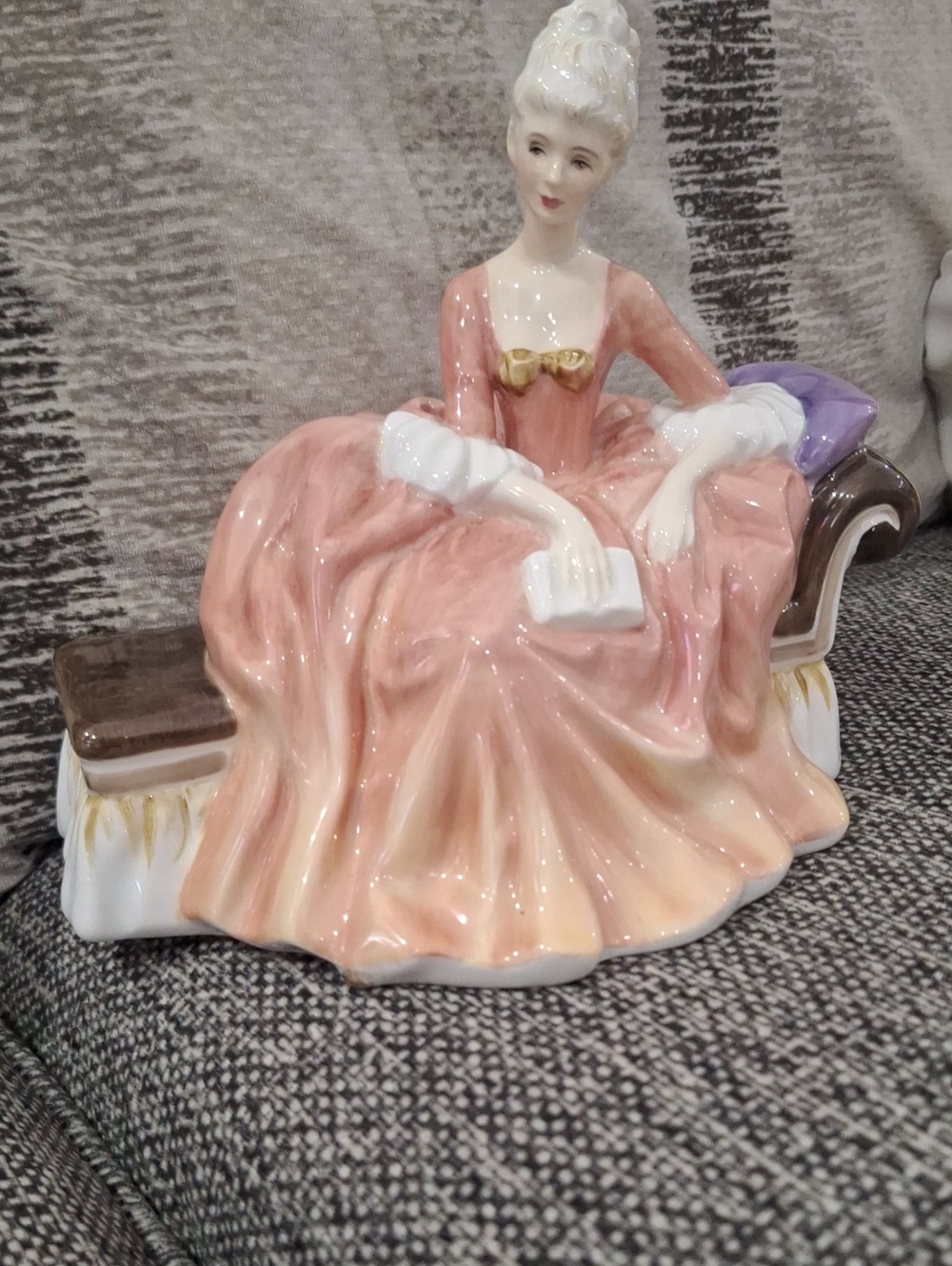 Royal Doulton Reverie Made In England Bone China Porcelain Figurine Peach